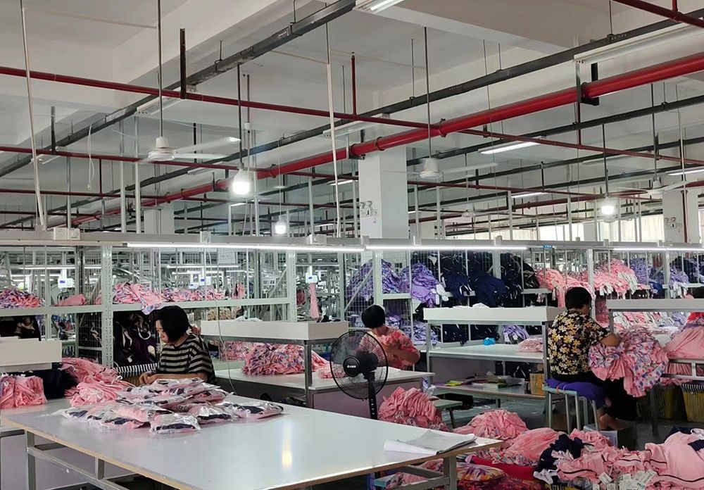 Huangshi Liangyou factory floor